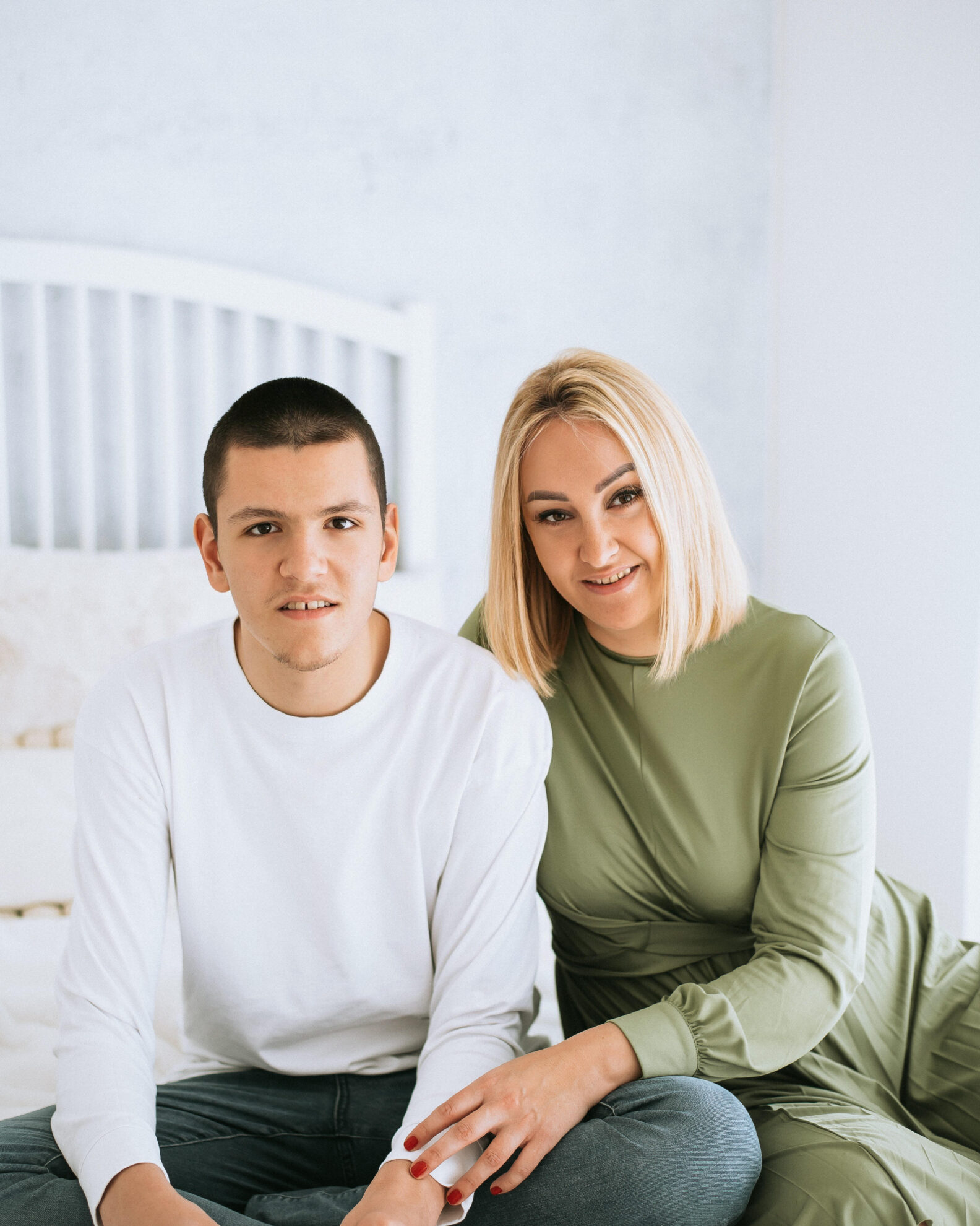 MOJE ŽIVLJENJE Z AVTIZMOM IN EPILEPSIJO – Intervju s Tanjo Krejić